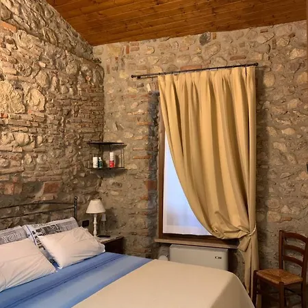 Bed & Breakfast Foresteria Rustico Da Bena Snc Polpenazze del Garda
