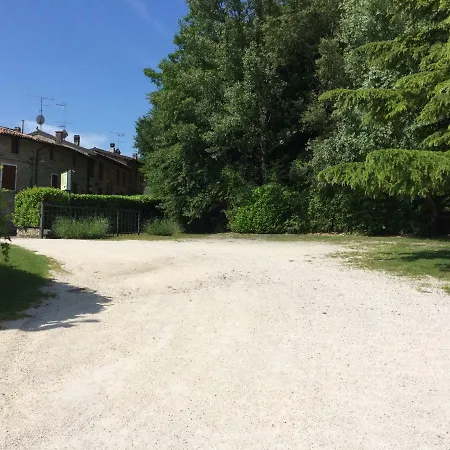 Foresteria Rustico Da Bena Snc Bed & Breakfast 3*